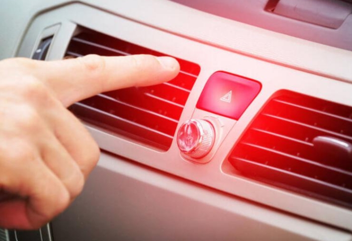 LƯU Ý VIỆC DÙNG ĐÈN CẢNH BÁO NGUY HIỂM KHI LÁI Ô TÔ