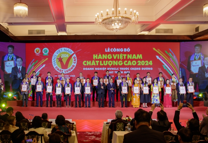 CÔNG TY CỔ PHẦN AP SAIGON PETRO ĐẠT DANH HIỆU “HÀNG VIỆT NAM CHẤT LƯỢNG CAO" NĂM 2024