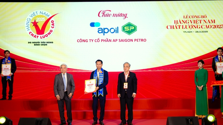 AP SAIGON PETRO VINH DỰ NHẬN CHỨNG NHẬN HÀNG VIỆT NAM CHẤT LƯỢNG CAO 2025