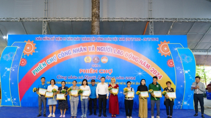 AP SAIGON PETRO ĐỒNG HÀNH TẠI PHIÊN CHỢ CÔNG NHÂN VÀ NGƯỜI LAO ĐỘNG NĂM 2024
