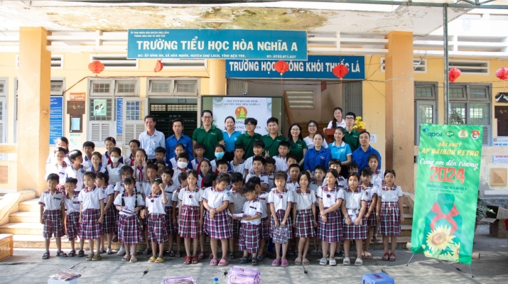 CHƯƠNG TRÌNH TỪ THIỆN "VUI BƯỚC ĐẾN TRƯỜNG NĂM 2024" CỦA AP SAIGON PETRO TẠI BẾN TRE
